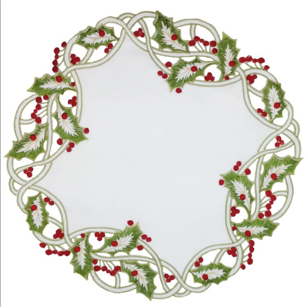 Holiday Holly Doilies, Set of 4 by XIA Home Fashions